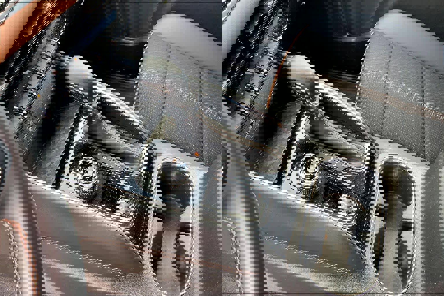 Used 2024 GMC Canyon AT4 w/ Technology Package image 17