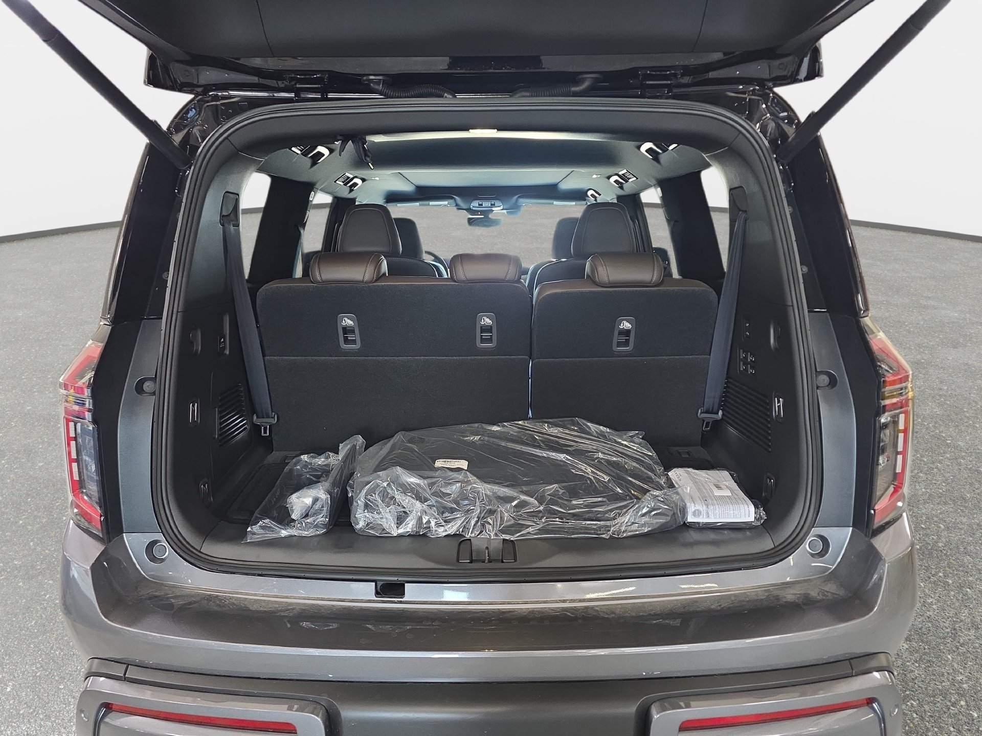 New 2026 Nissan Armada Platinum Reserve AWD/4WD image 12