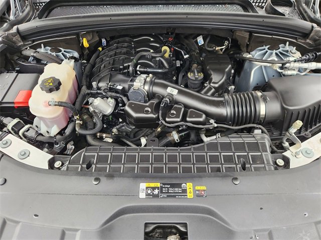 Used 2024 Jeep Grand Cherokee Altitude image 31