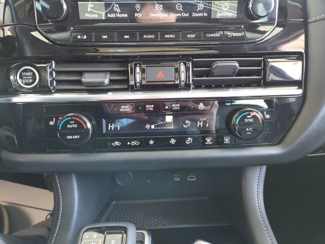 Used 2023 Nissan Pathfinder SL image 15