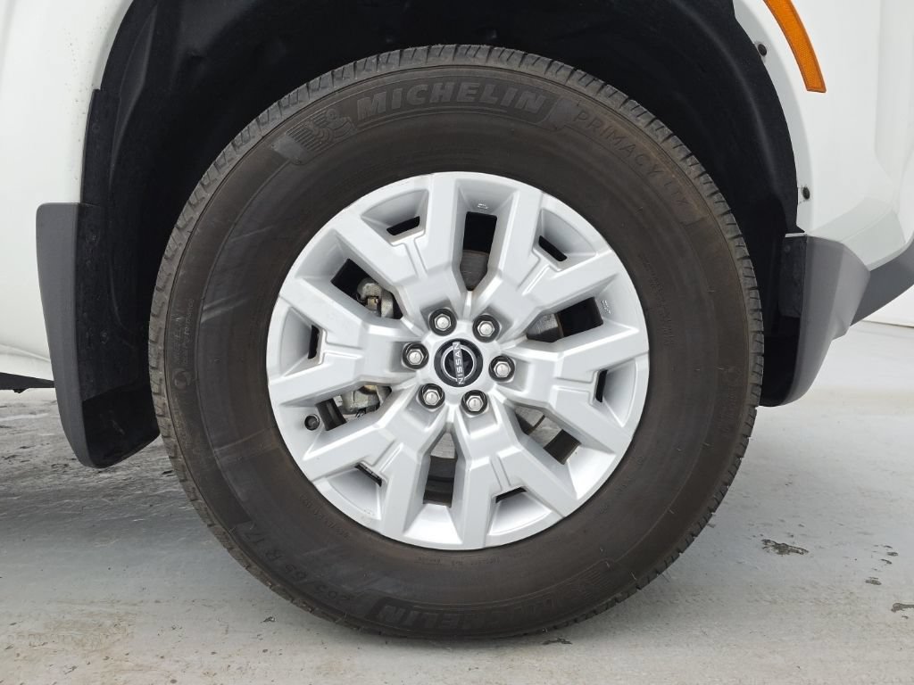 Used 2024 Nissan Frontier SV w/ SV Convenience Package AWD/4WD image 18