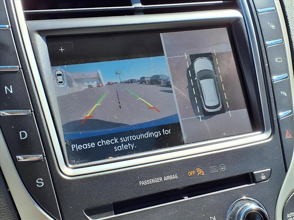 Used 2020 Lincoln Nautilus Reserve image 10