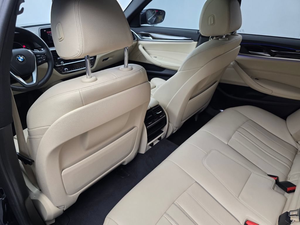 Used 2019 BMW 530i w/ Convenience Package RWD image 15