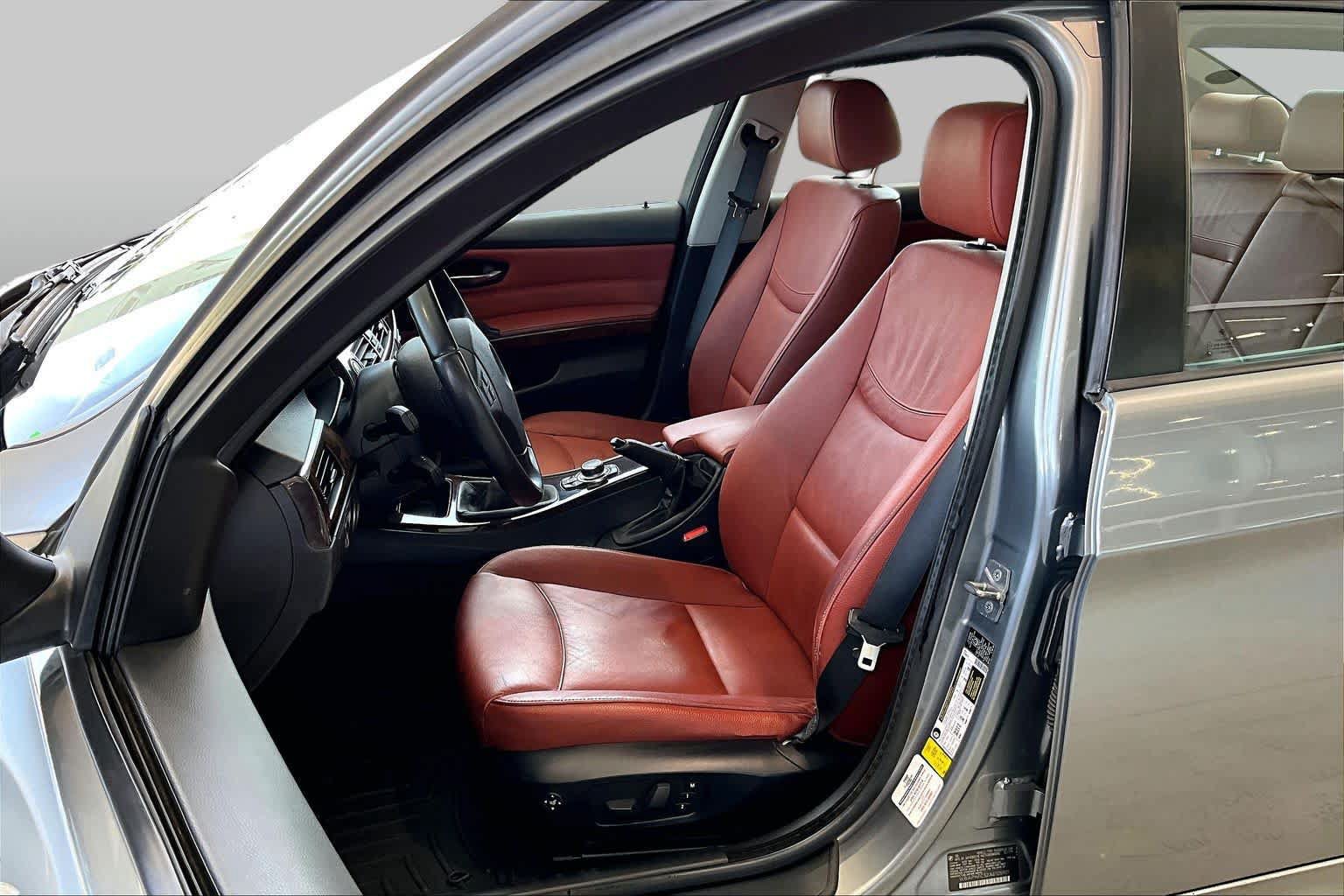 Used 2010 BMW 328i Sedan RWD image 7
