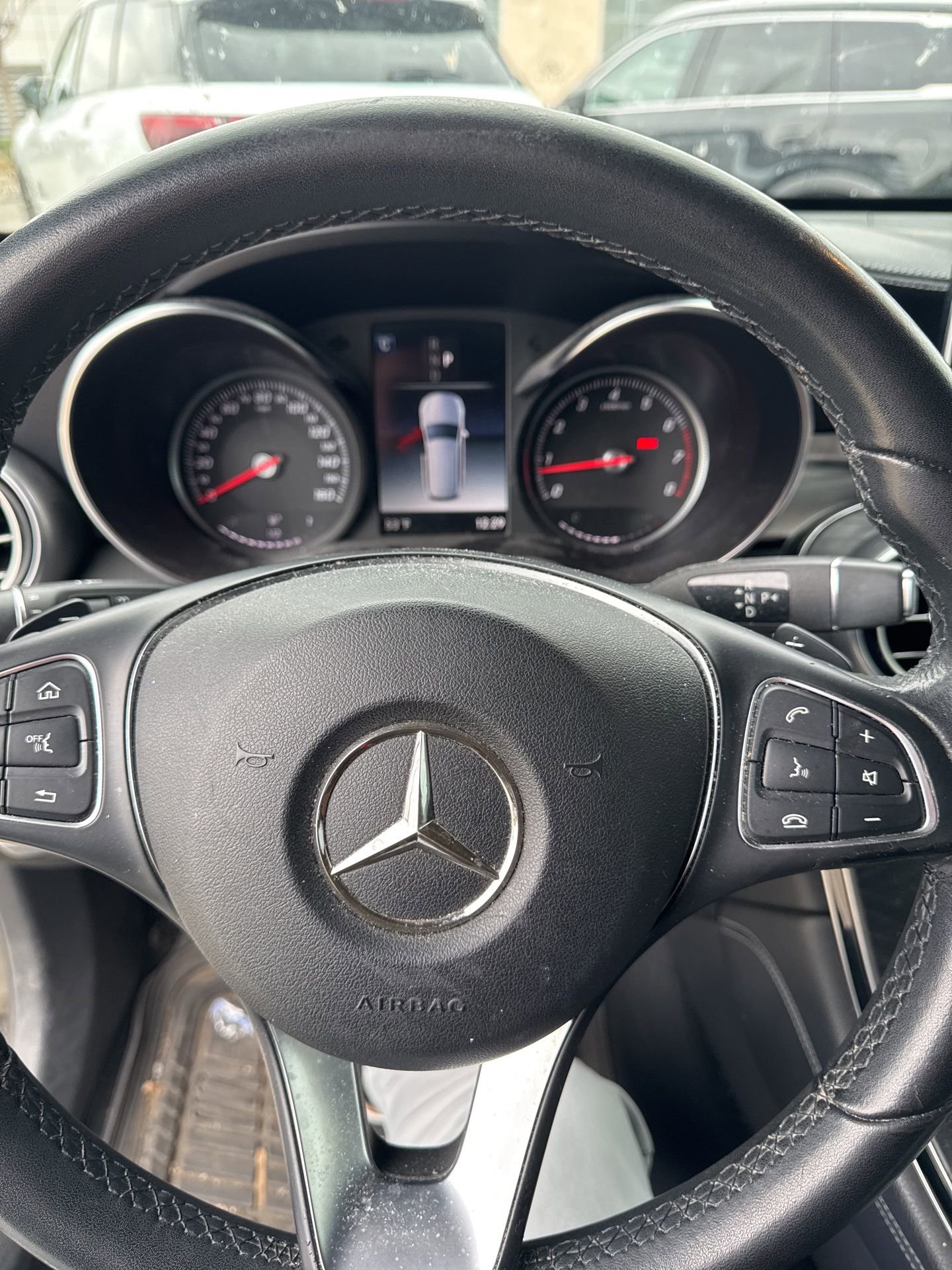 Used 2018 Mercedes-Benz GLC 300 4MATIC image 9