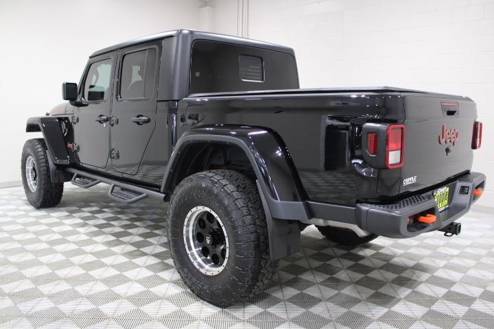 Used 2023 Jeep Gladiator Mojave w/ Cold Weather Group AWD/4WD image 9