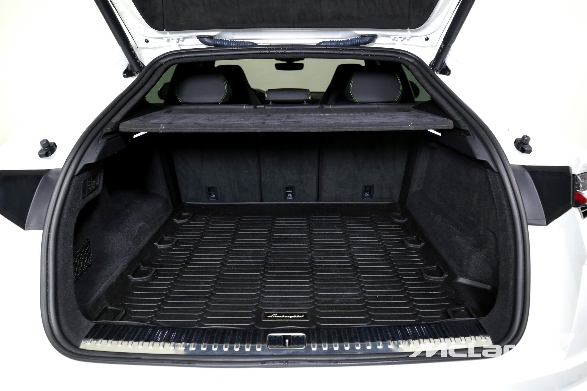 Used 2022 Lamborghini Urus AWD/4WD image 20