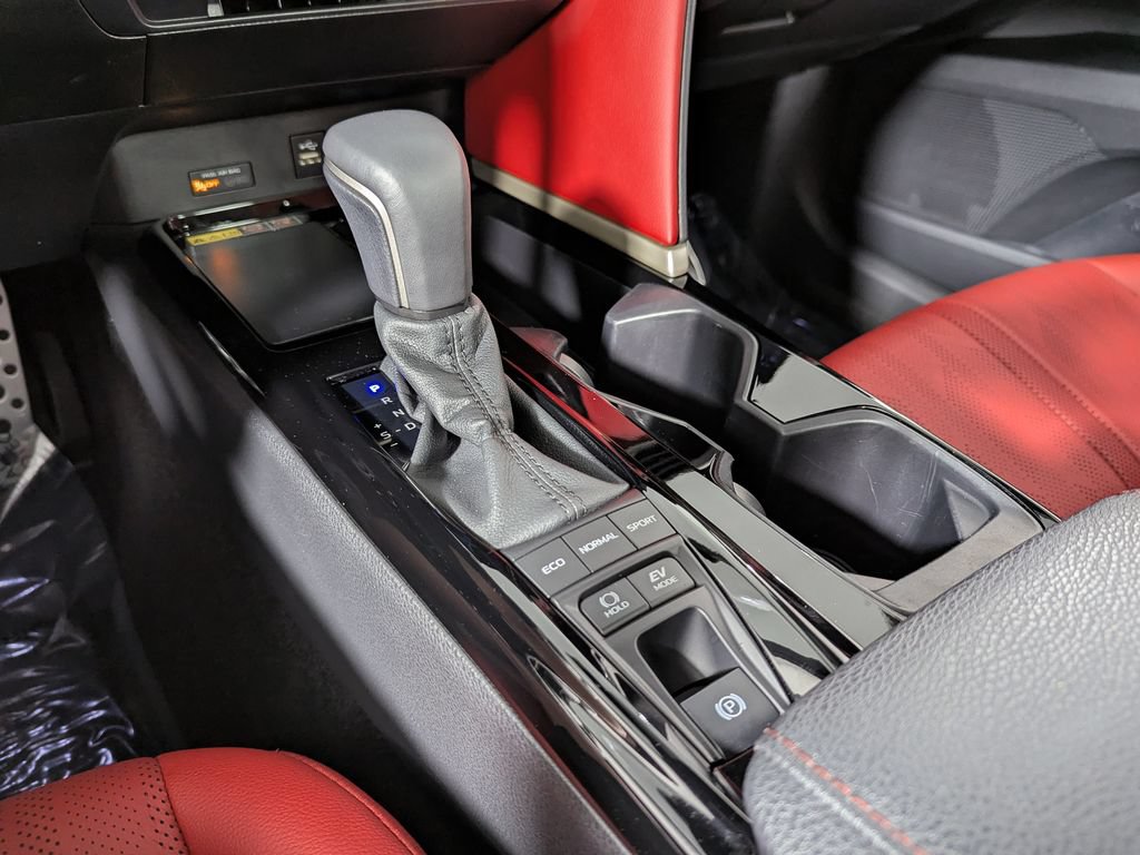 Used 2026 Toyota Camry XSE AWD/4WD image 39