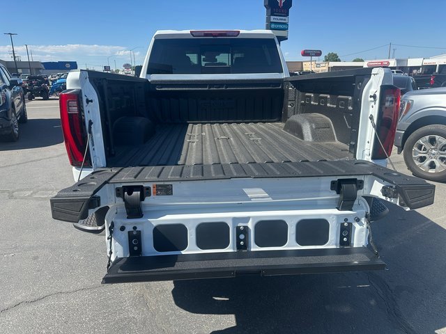 New 2025 GMC Sierra 3500 SLT w/ SLT Convenience Package image 15