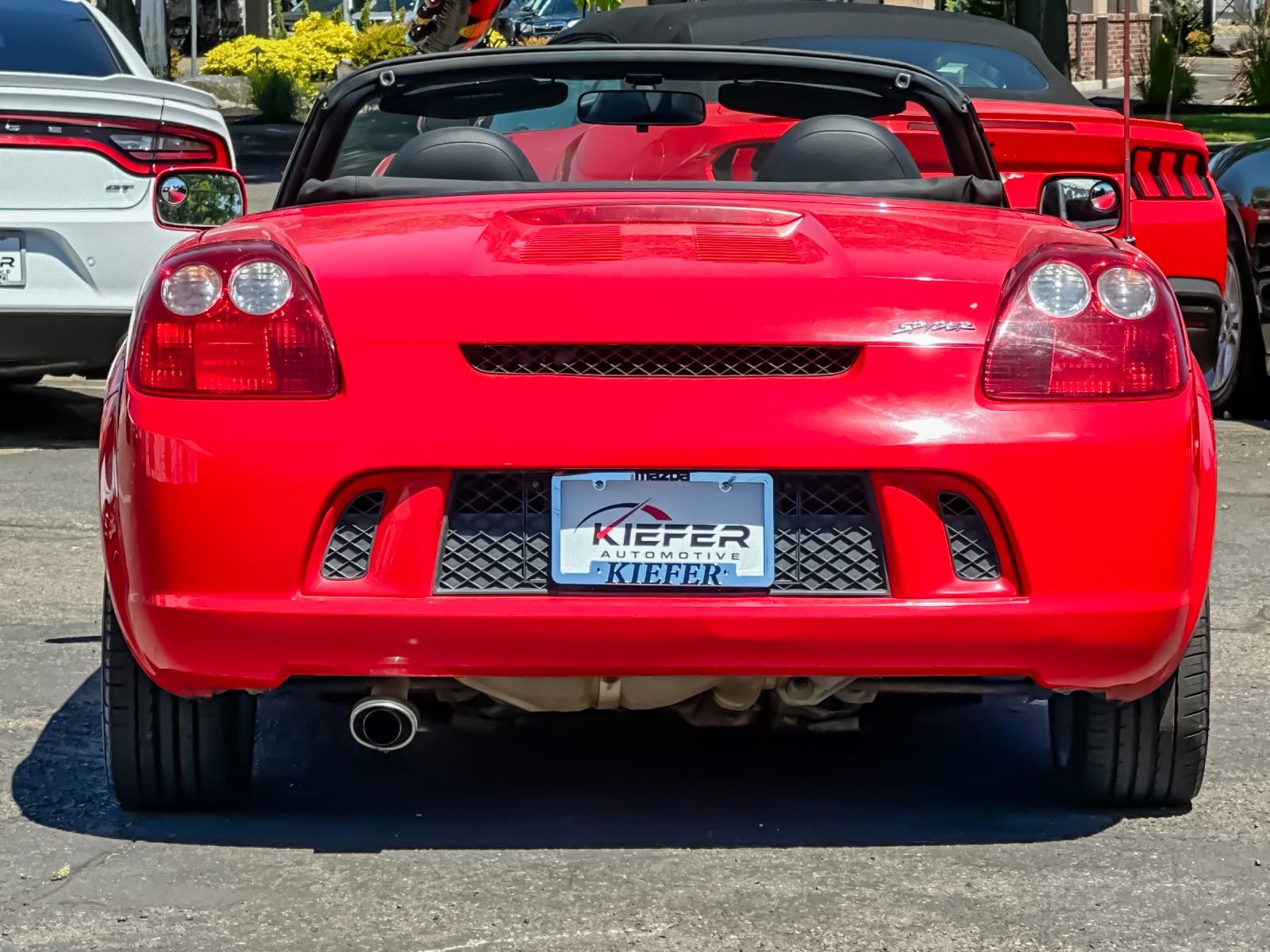 Used 2005 Toyota MR2 RWD image 4