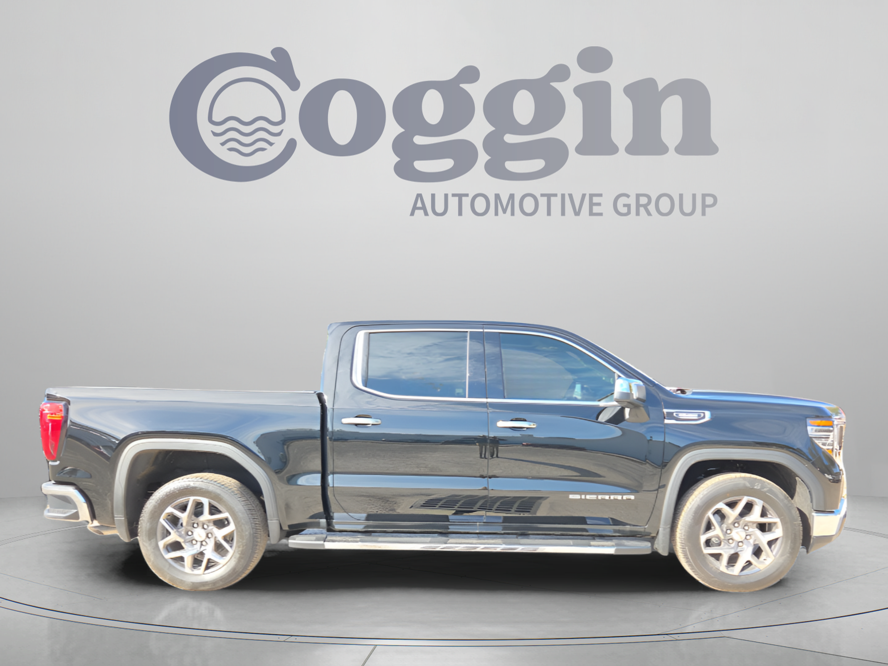 New 2026 GMC Sierra 1500 SLT w/ SLT Premium Plus Package RWD image 16