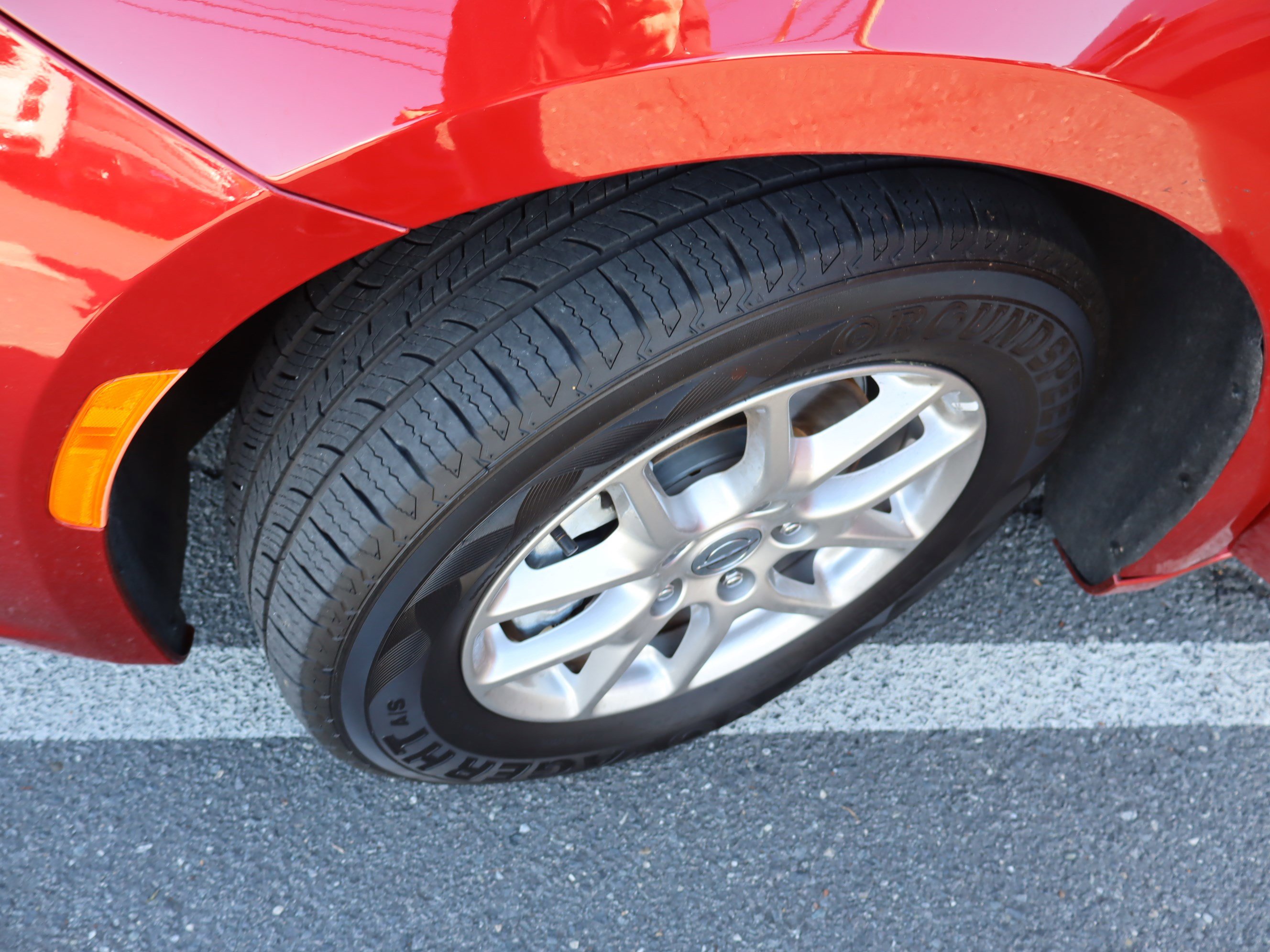 Used 2025 Chrysler Pacifica Select image 39