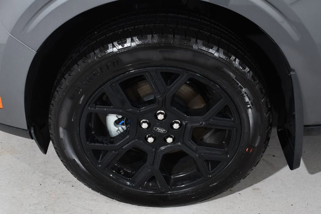 New 2025 Ford Maverick XLT w/ Equipment Group 301A image 25