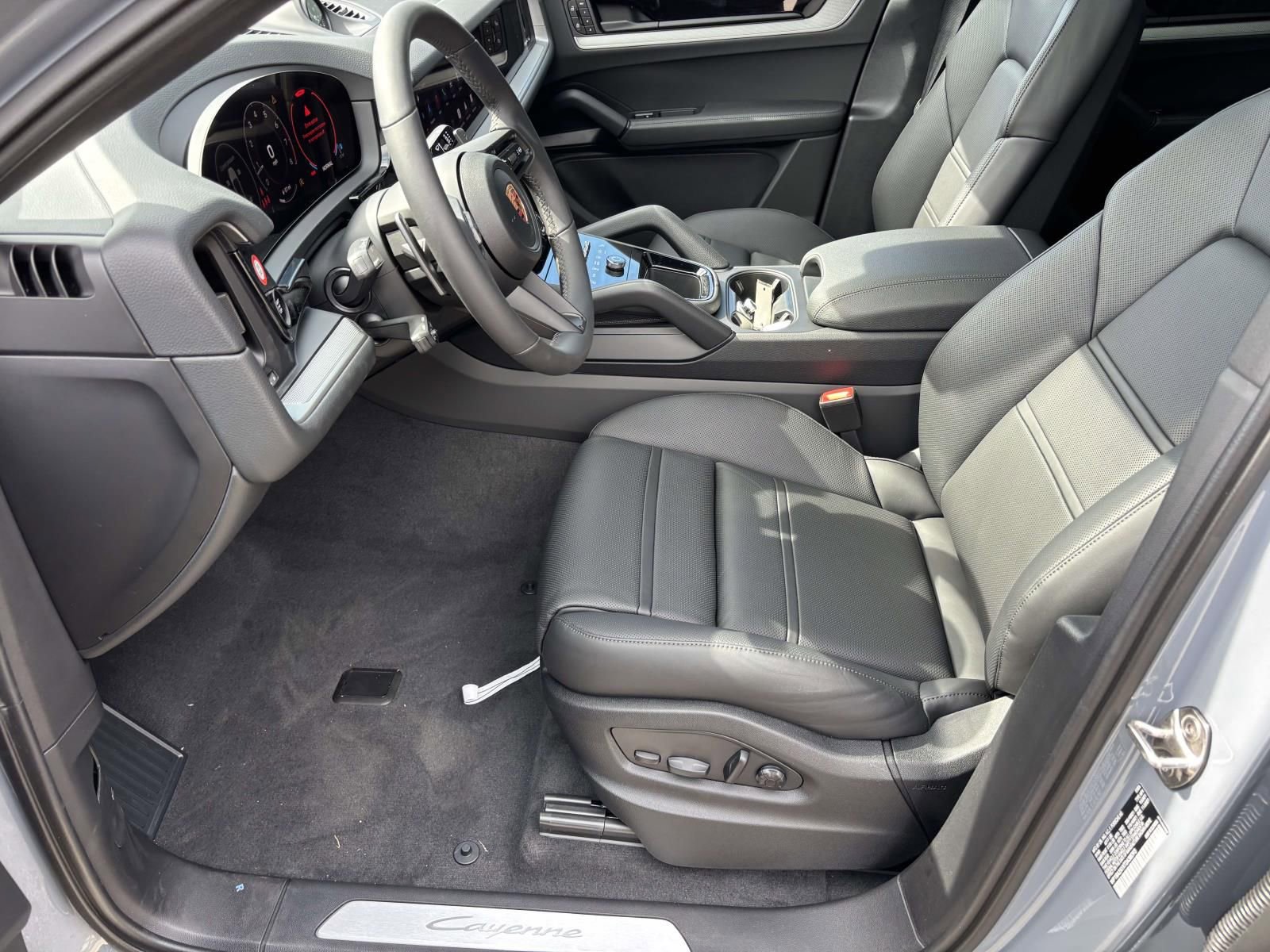 New 2026 Porsche Cayenne Coupe image 20