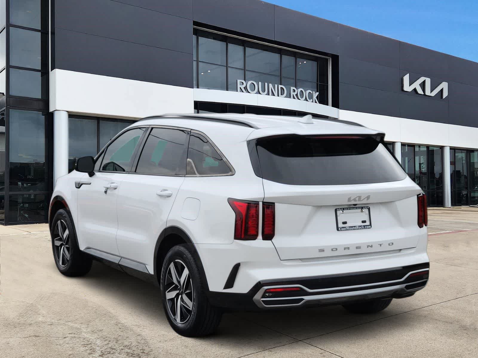 Used 2022 Kia Sorento S FWD image 6