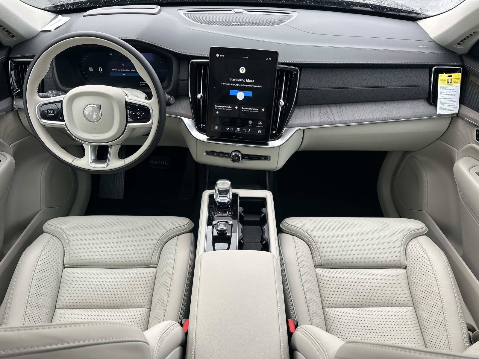 New 2026 Volvo XC90 T8 Ultra w/ Protection Package Premier AWD/4WD image 7