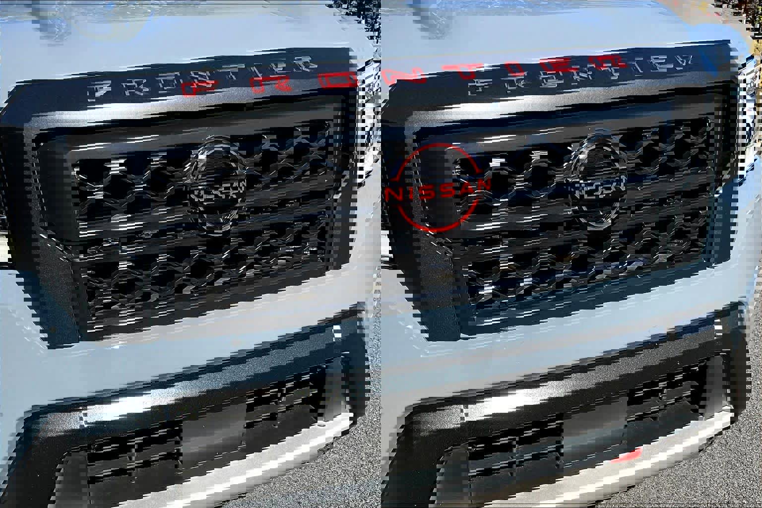 Used 2023 Nissan Frontier PRO-4X w/ Technology Package image 28