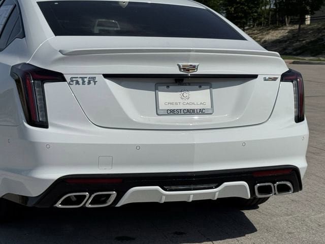 New 2026 Cadillac CT5 V RWD image 6