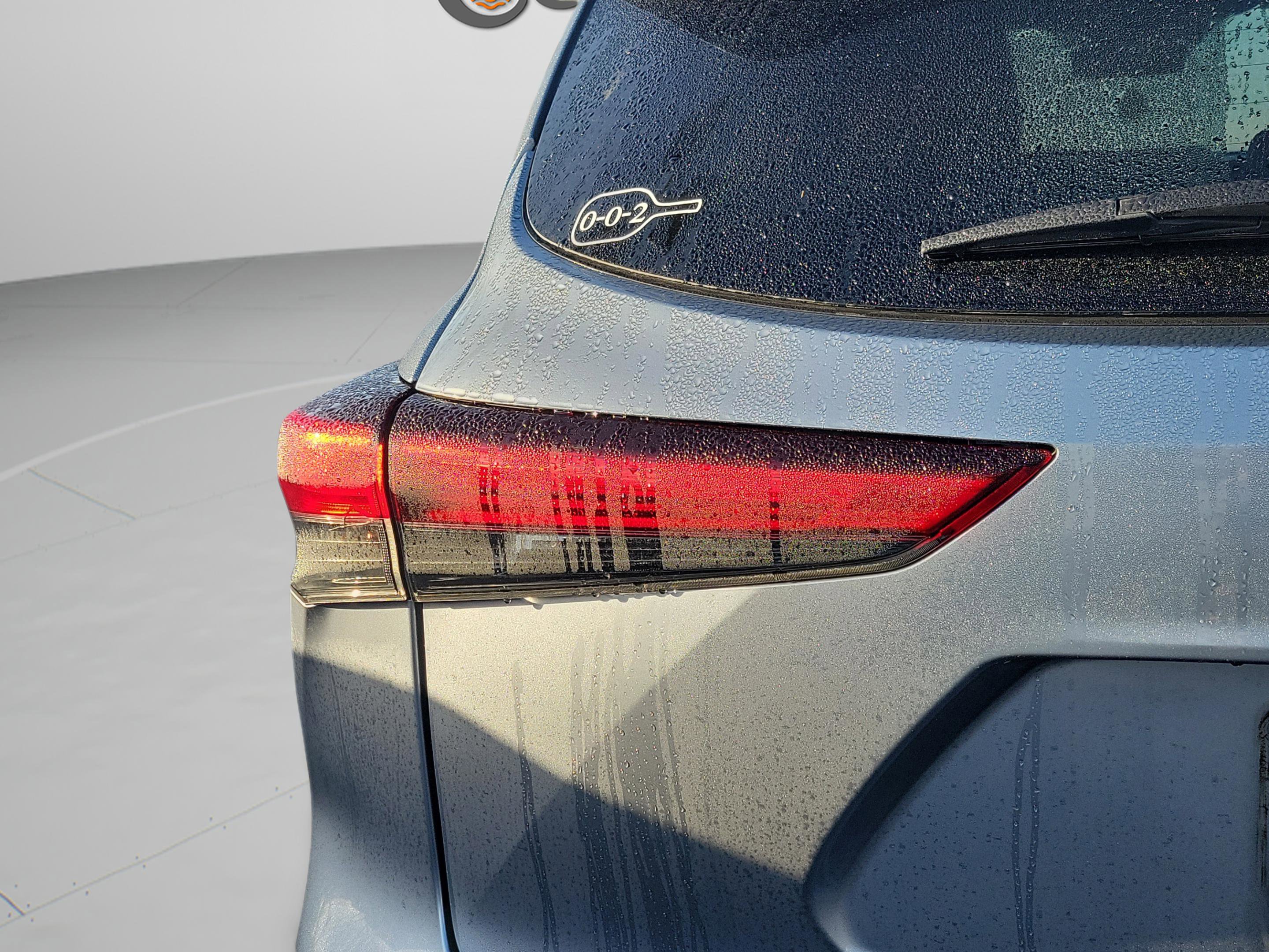 Used 2020 Toyota Highlander Platinum image 19