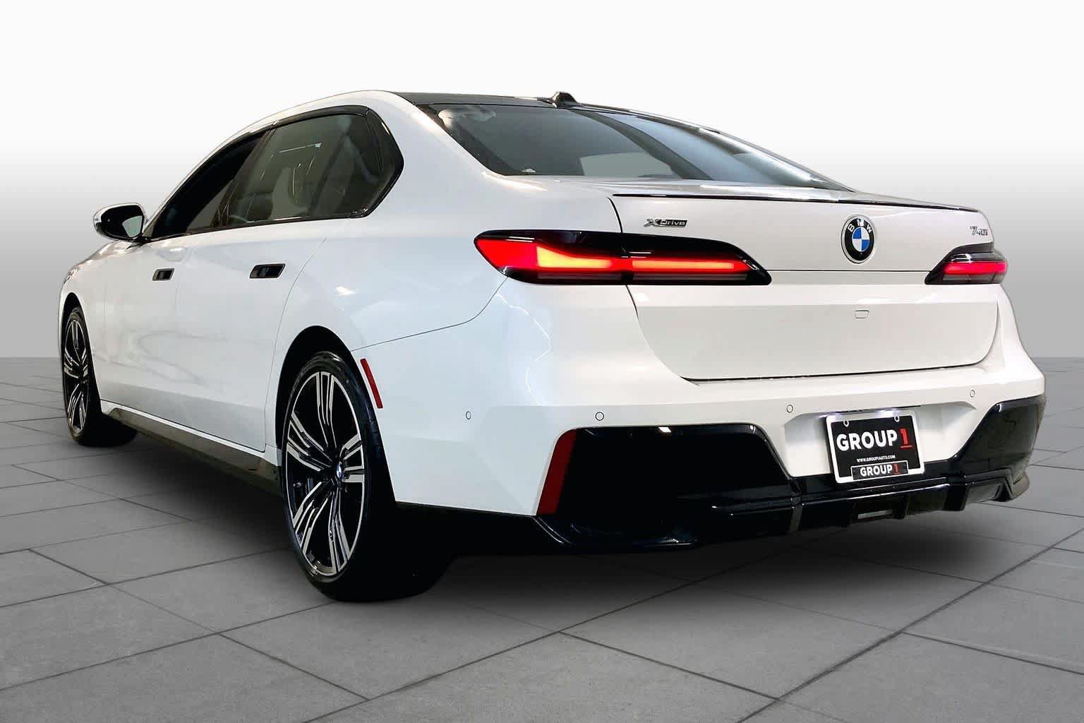 New 2026 BMW 740i xDrive w/ Executive Package AWD/4WD image 12