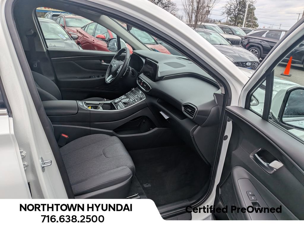 Used 2023 Hyundai Santa Fe SEL w/ Winter Weather Package image 38
