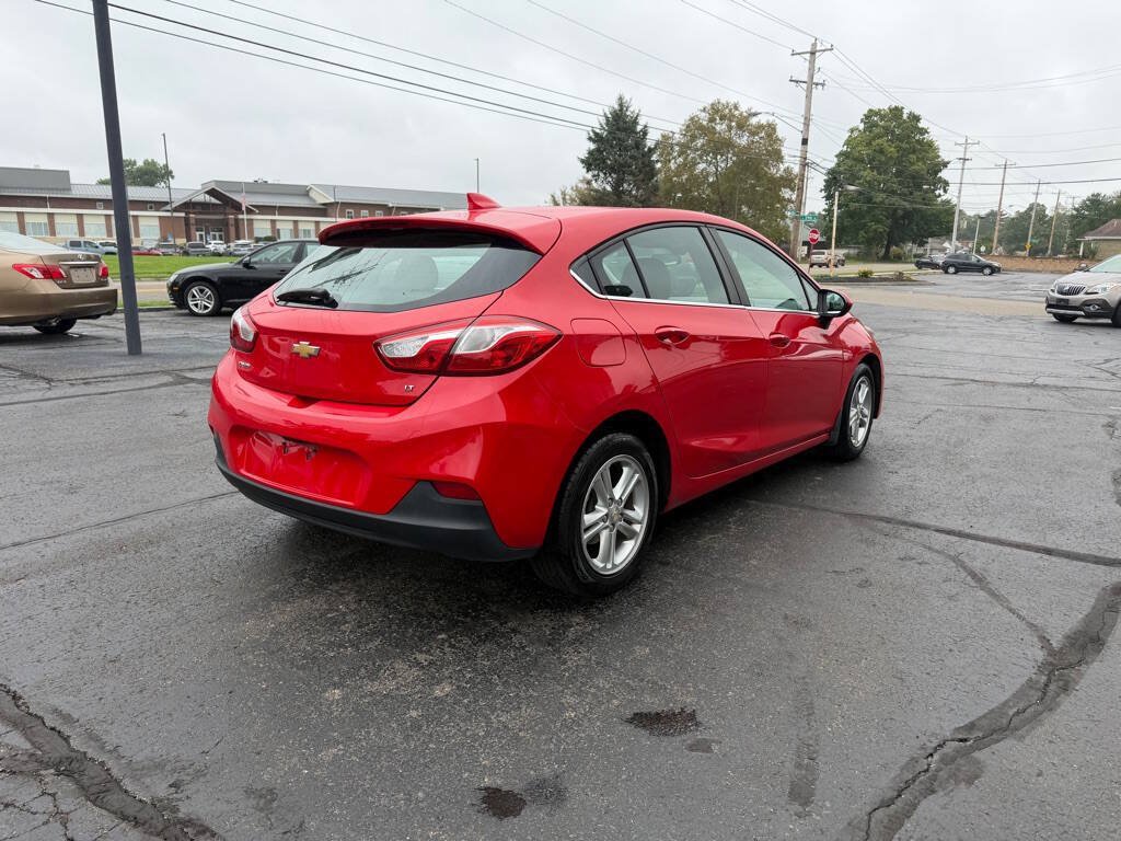 Used 2017 Chevrolet Cruze LT w/ Convenience Package FWD image 7