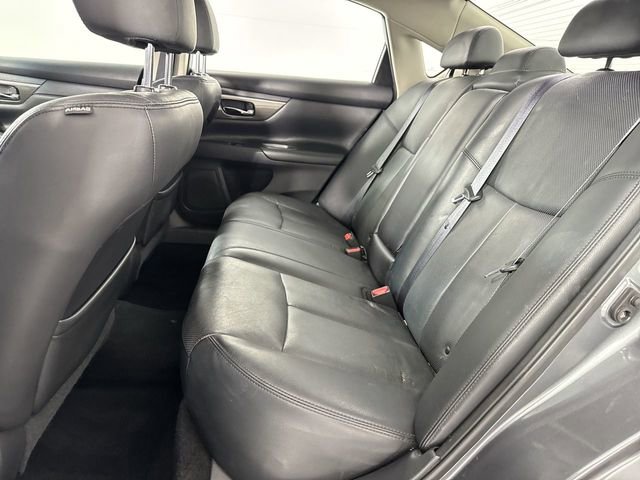 Used 2015 Nissan Altima 2.5 SL w/ Technology Package FWD image 23