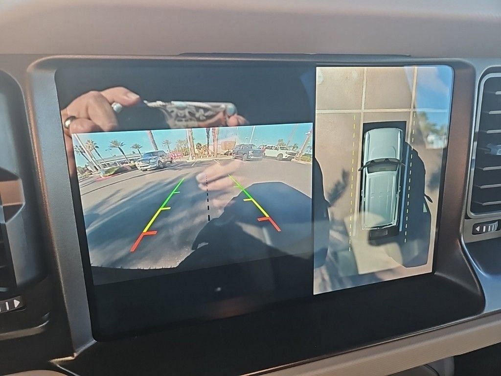 Used 2023 Ford Bronco Wildtrak AWD/4WD image 5