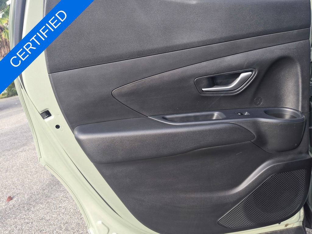 Used 2025 Hyundai Santa Cruz SE image 12