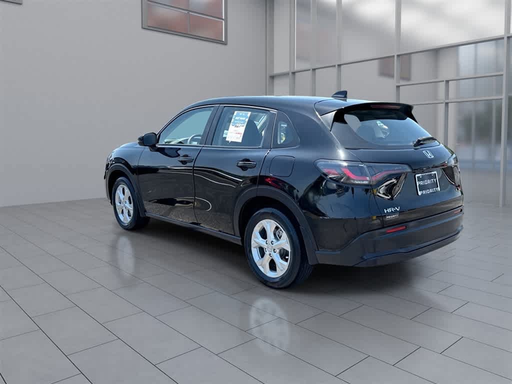 Certified 2023 Honda HR-V LX image 7