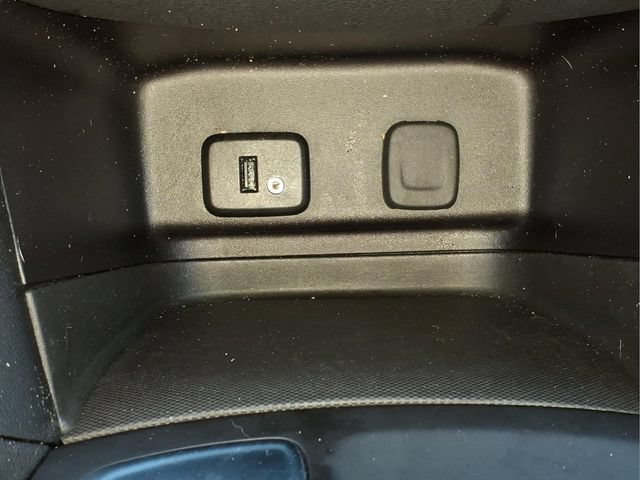 Used 2018 Chevrolet Equinox LT FWD image 21