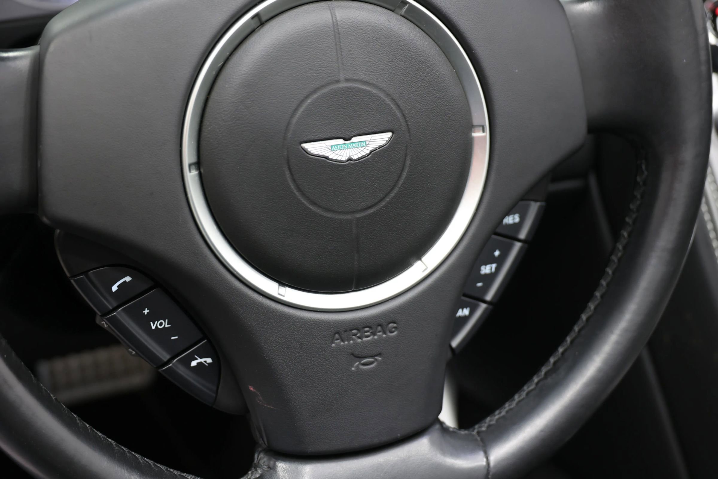 Used 2012 Aston Martin Virage Volante image 20
