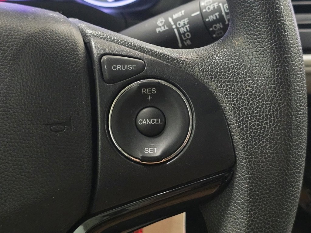 Used 2020 Honda HR-V LX image 29