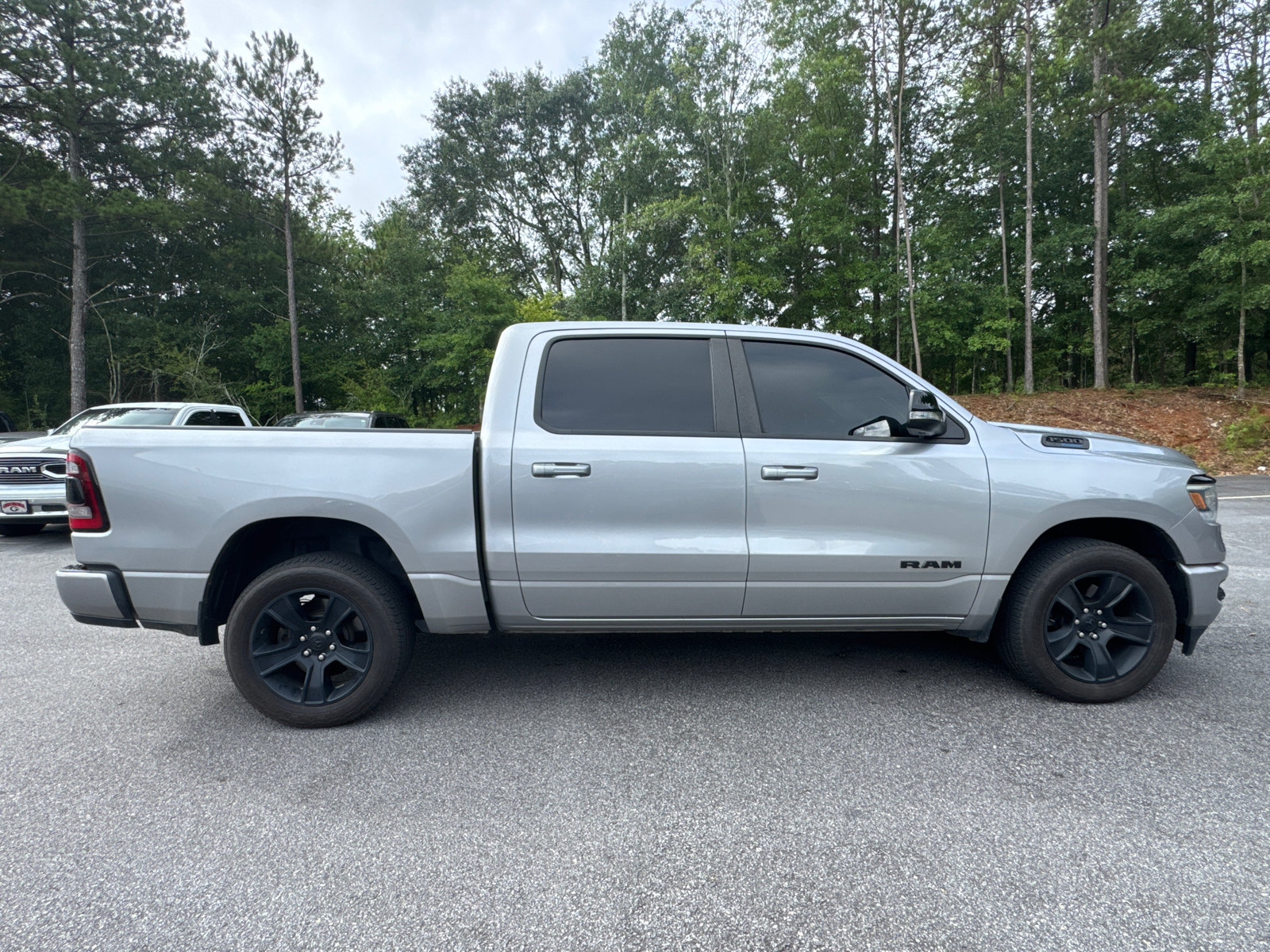 Used 2022 RAM 1500 Big Horn RWD image 4
