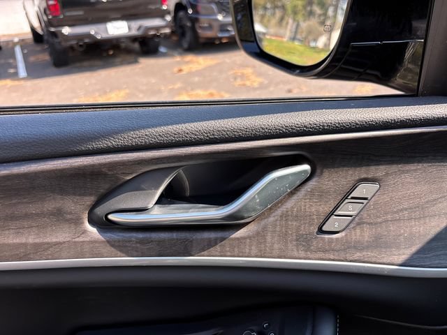New 2026 Jeep Grand Cherokee L Limited w/ Limited Altitude Package AWD/4WD image 16