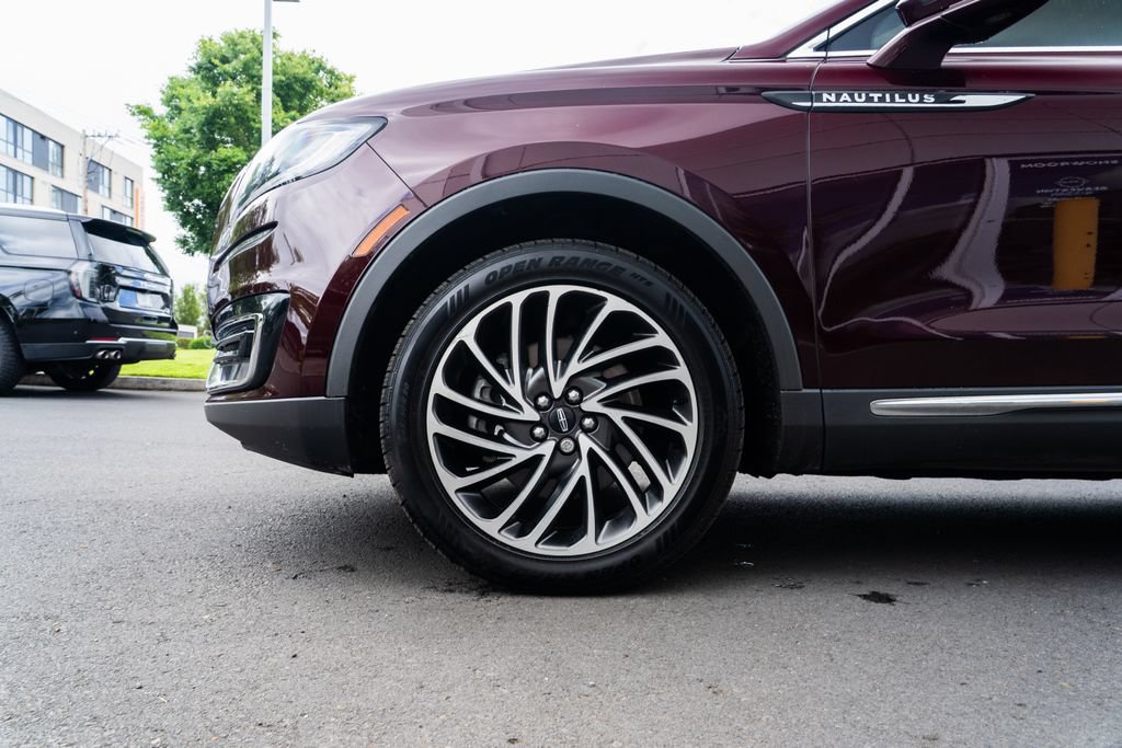 Used 2019 Lincoln Nautilus Reserve w/ Cargo Utility Package AWD/4WD image 7