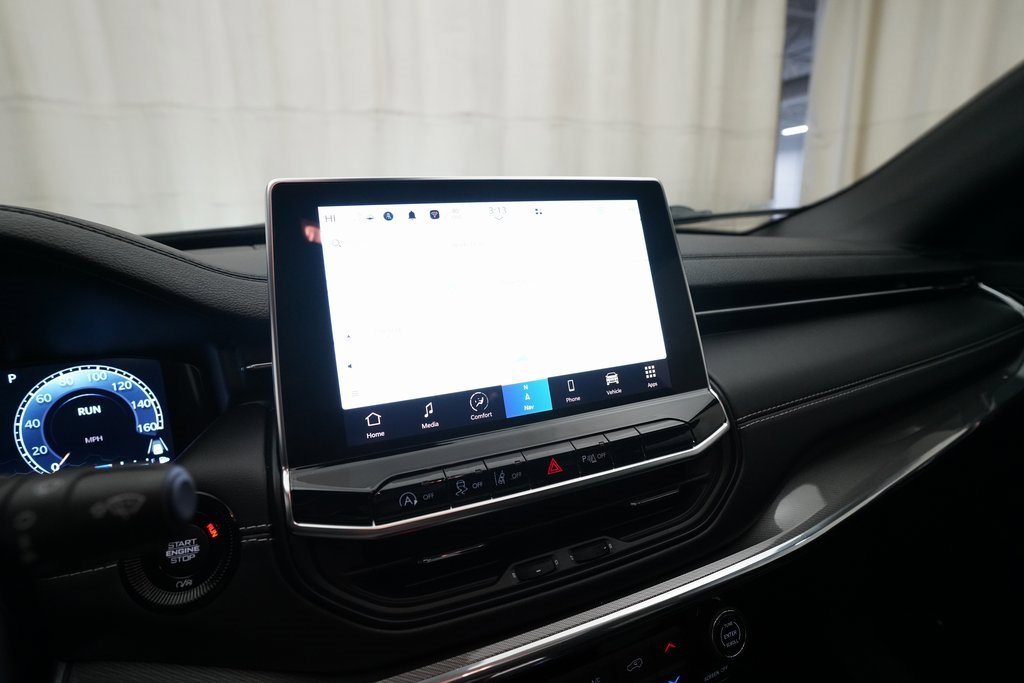 Used 2024 Jeep Compass Limited w/ High Altitude Package image 6