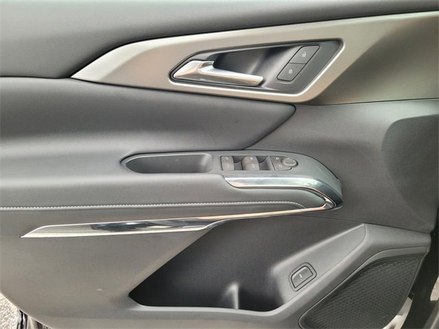 New 2025 Chevrolet Traverse LT w/ Driver Confidence Package image 16