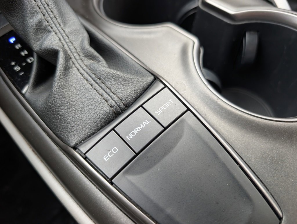 Used 2022 Toyota Camry SE image 27