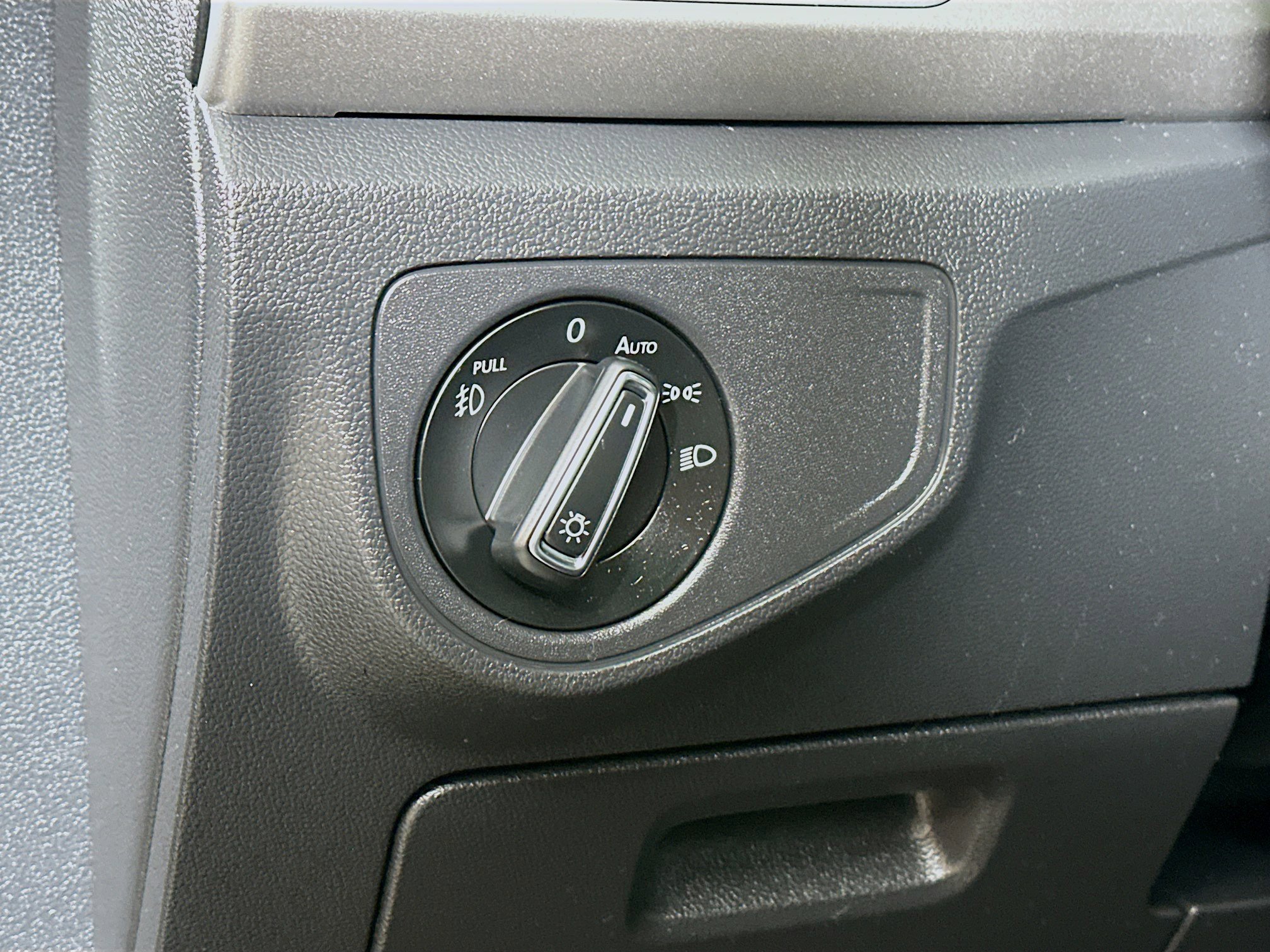 Used 2018 Volkswagen Atlas SEL image 10