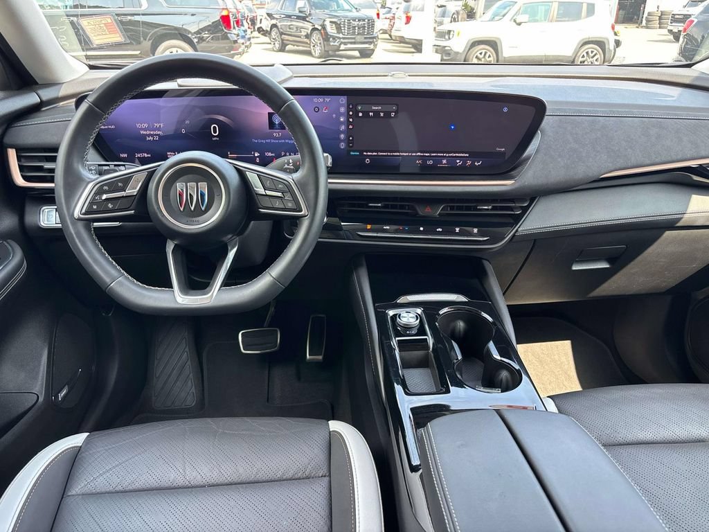 Used 2025 Buick Envision Sport Touring AWD/4WD image 10