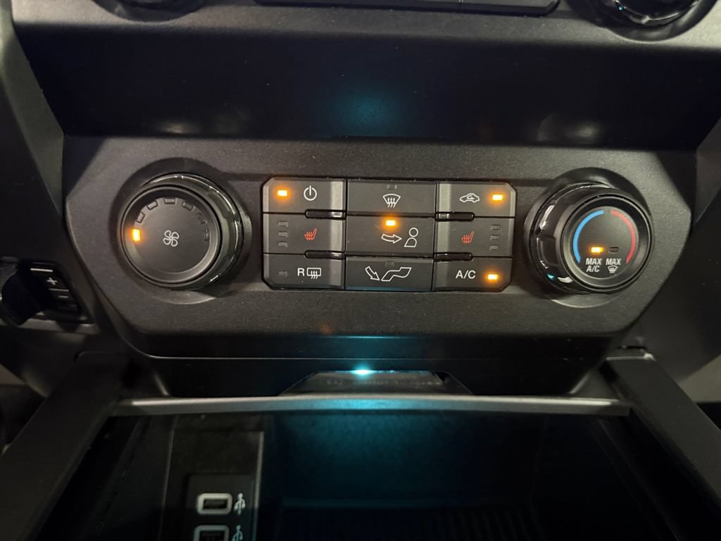 Used 2020 Ford F150 XLT w/ Equipment Group 302A Luxury AWD/4WD image 13