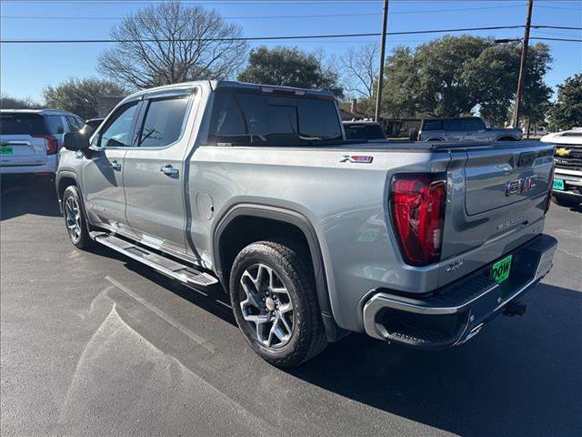 Used 2023 GMC Sierra 1500 SLT image 11