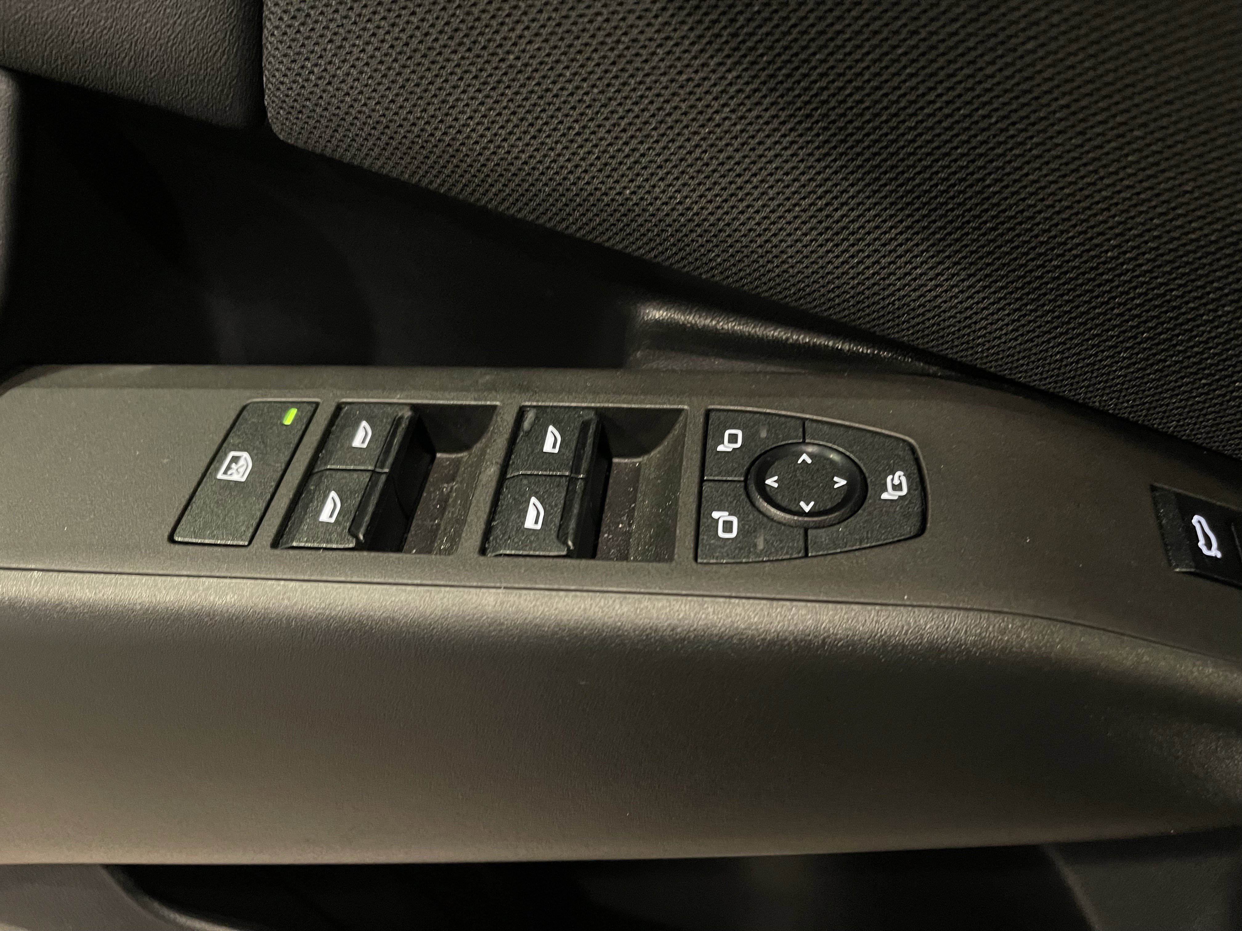 Used 2025 BMW X3 xDrive30i image 11