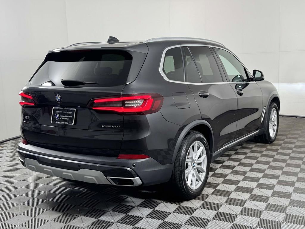 Used 2021 BMW X5 xDrive40i w/ Premium Package image 10