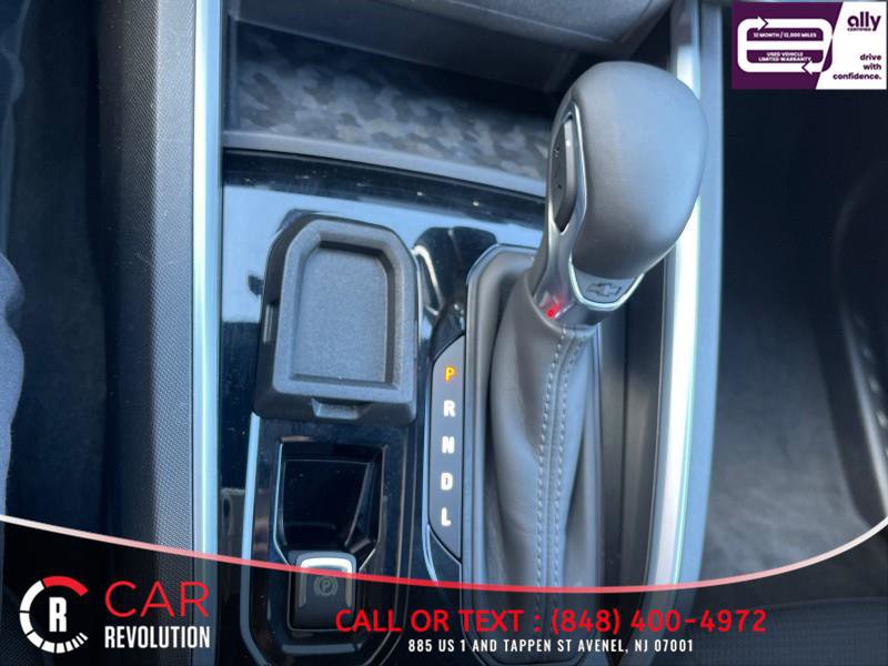 Used 2024 Chevrolet Colorado LT RWD image 24