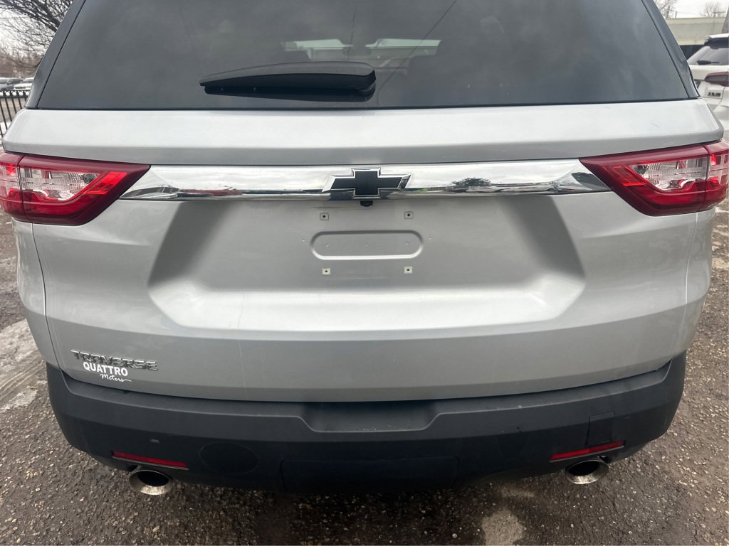 Used 2019 Chevrolet Traverse LS image 14