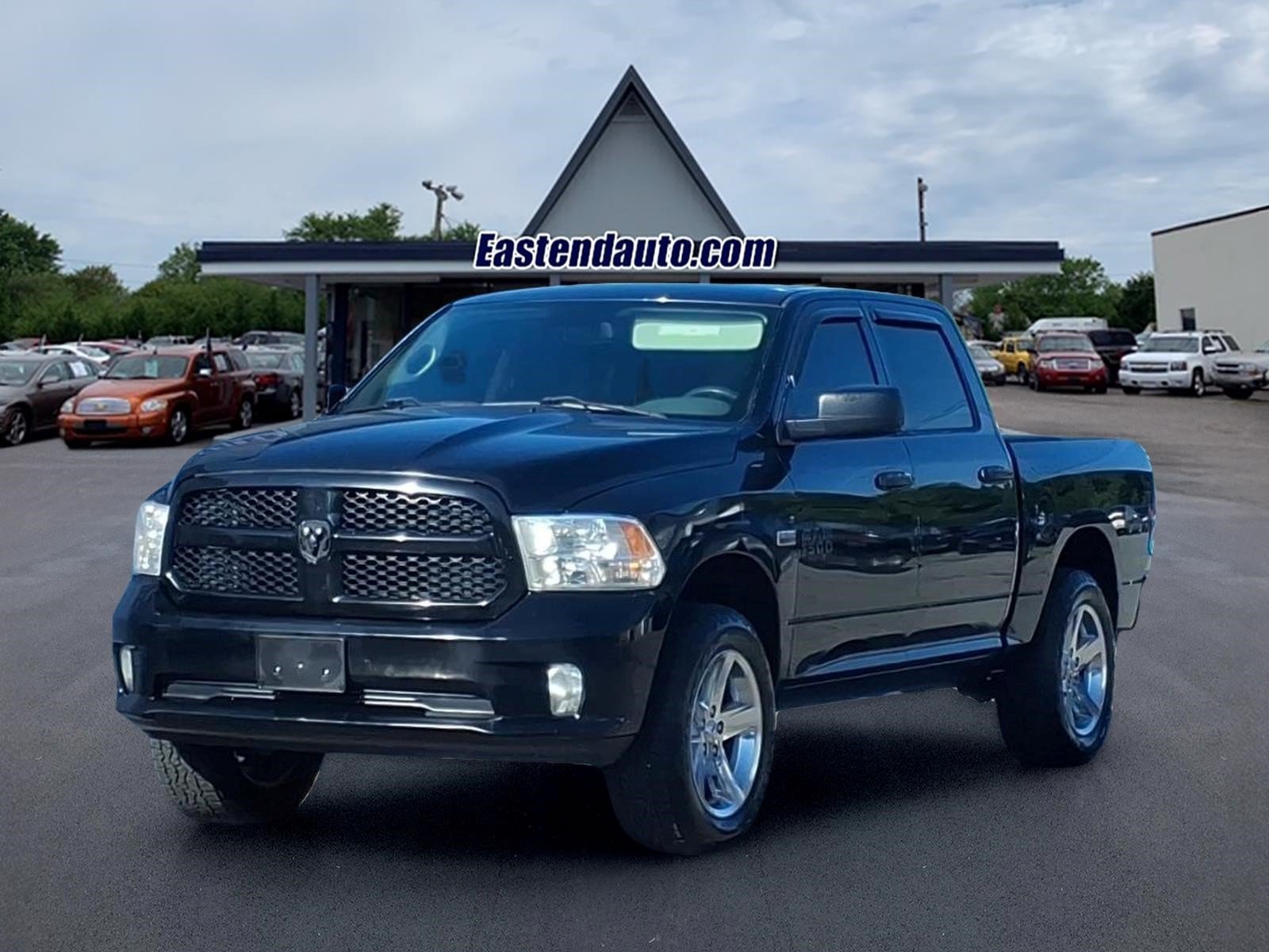 Used 2014 RAM 1500 Express AWD/4WD image 1