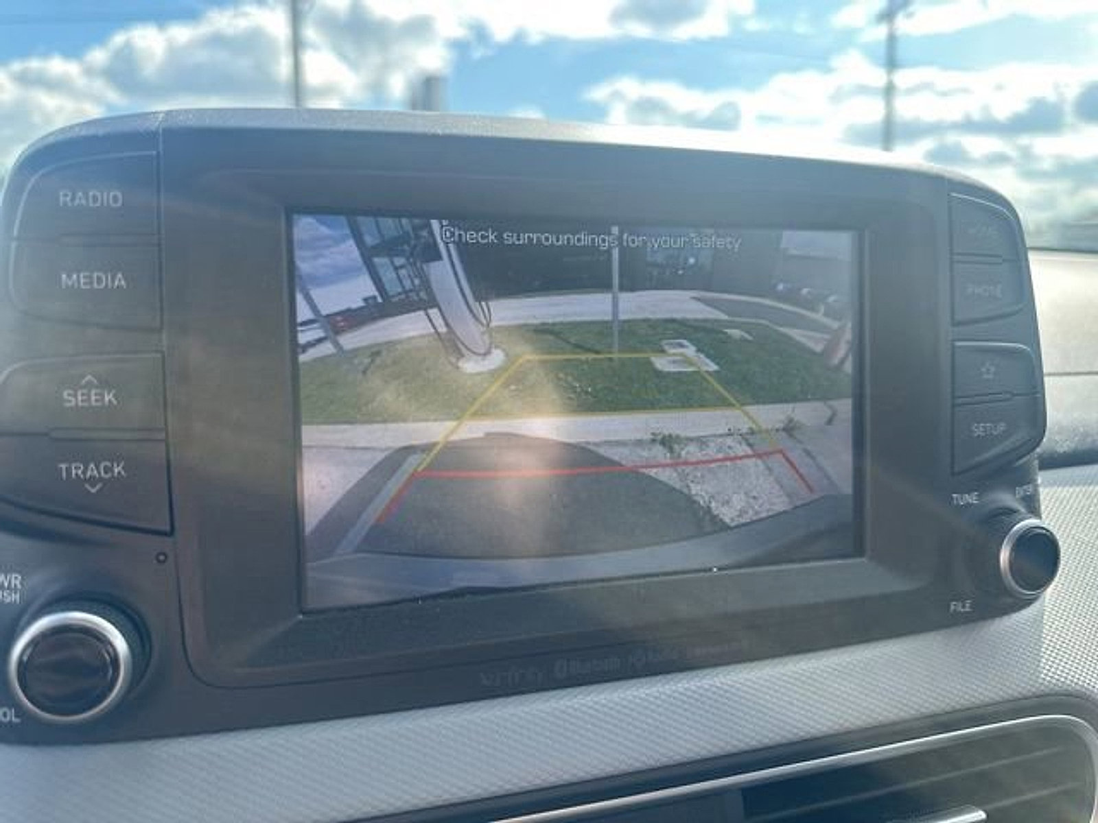Used 2019 Hyundai Kona SEL w/ SEL Tech Package 02 AWD/4WD image 9