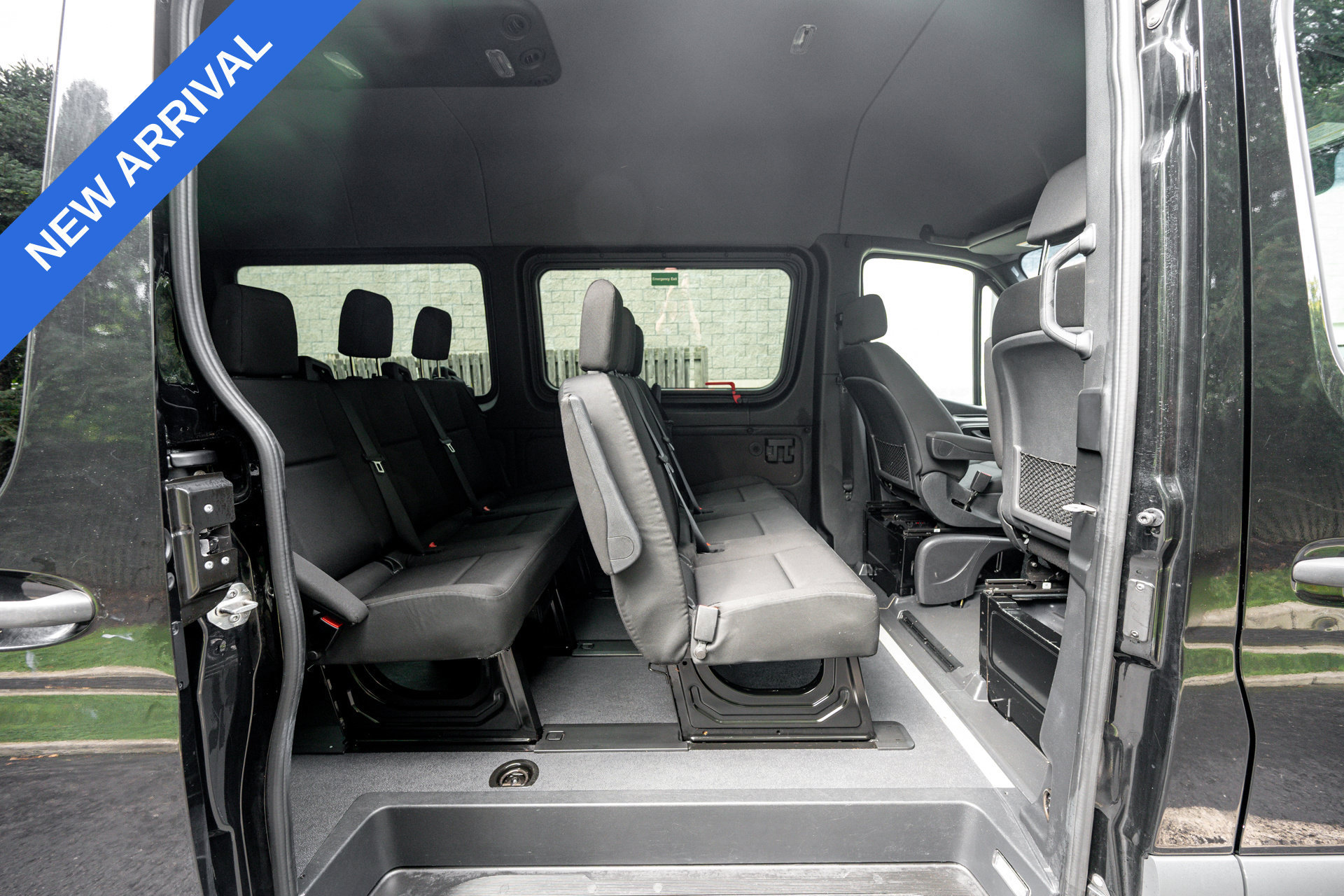 Used 2025 Mercedes-Benz Sprinter 2500 image 10
